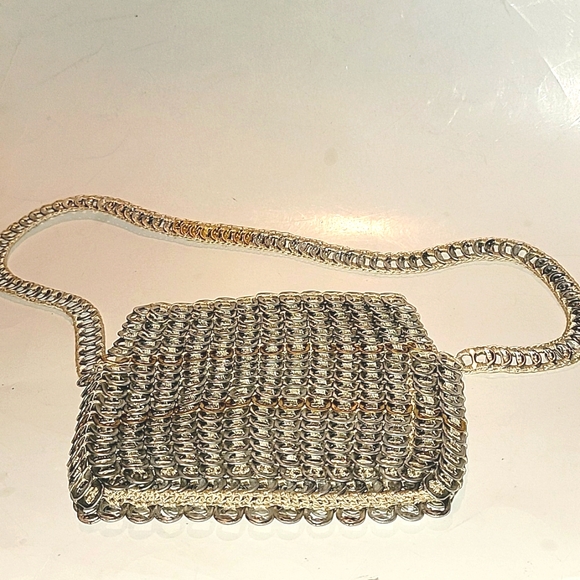 HAND CROCHETED RECYCLED SODA POP-TOP WRISTLET BAG ALUMINUM BRONZE ECO CHIC - Picture 6 of 8